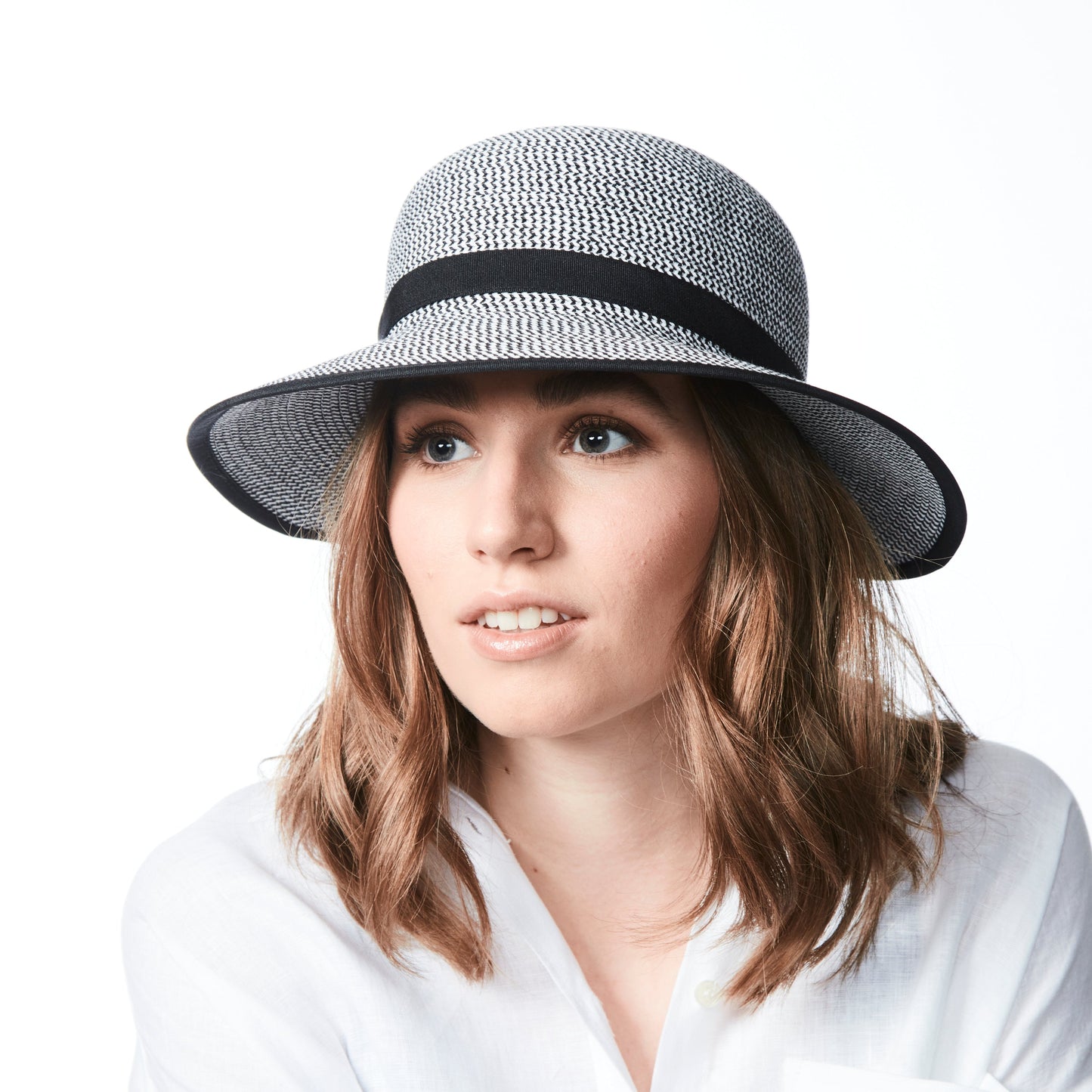 ANNIE CLOCHE EN TISSU