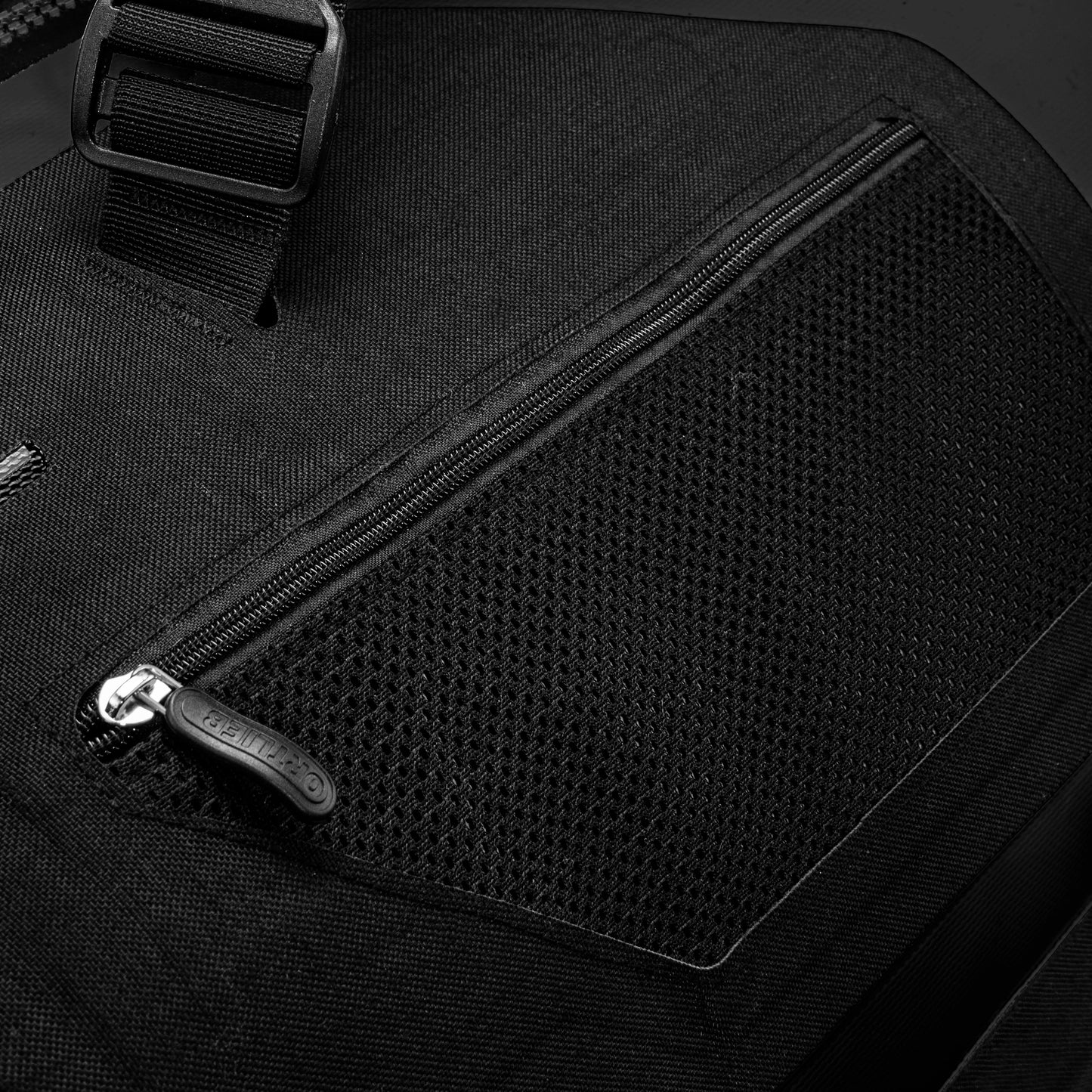 ORTLIEB TRAVEL BAG DUFFLE RS BLACK 85L