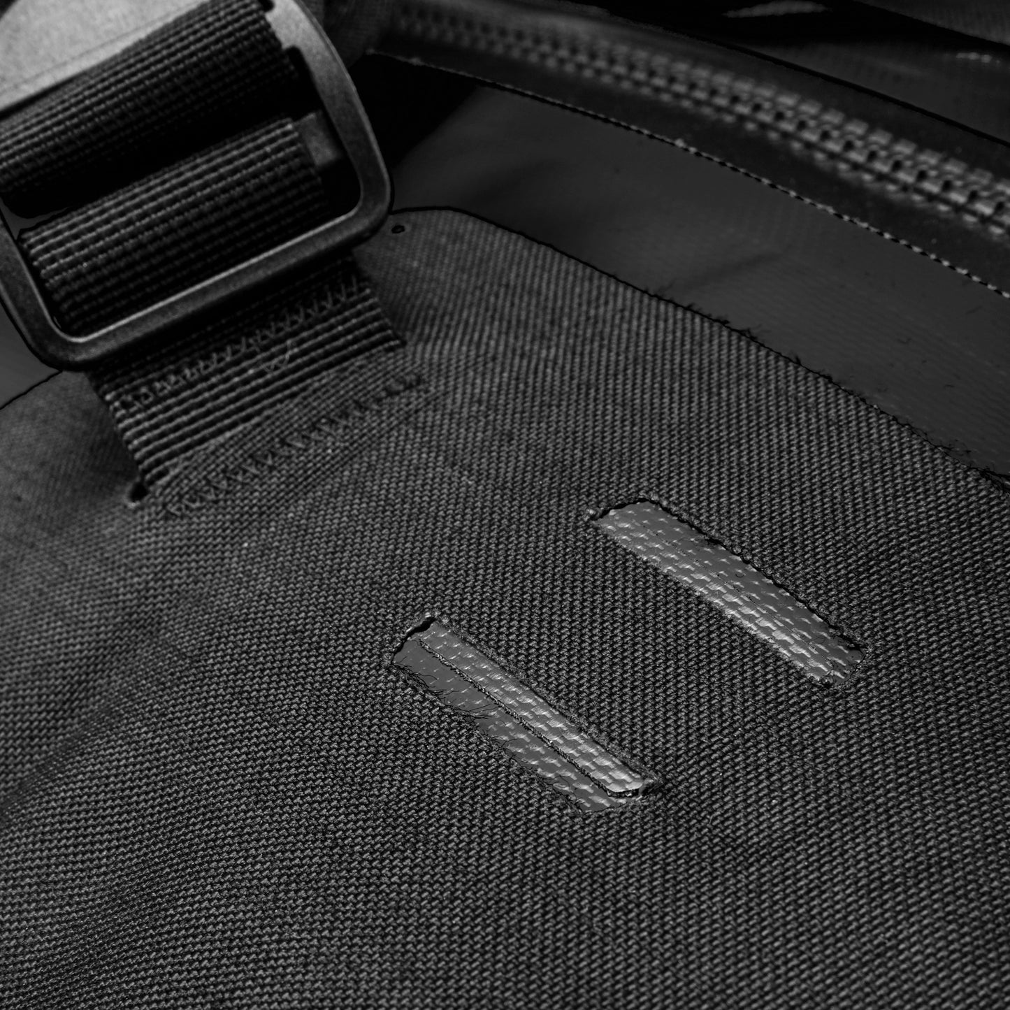 ORTLIEB TRAVEL BAG DUFFLE RS BLACK 85L