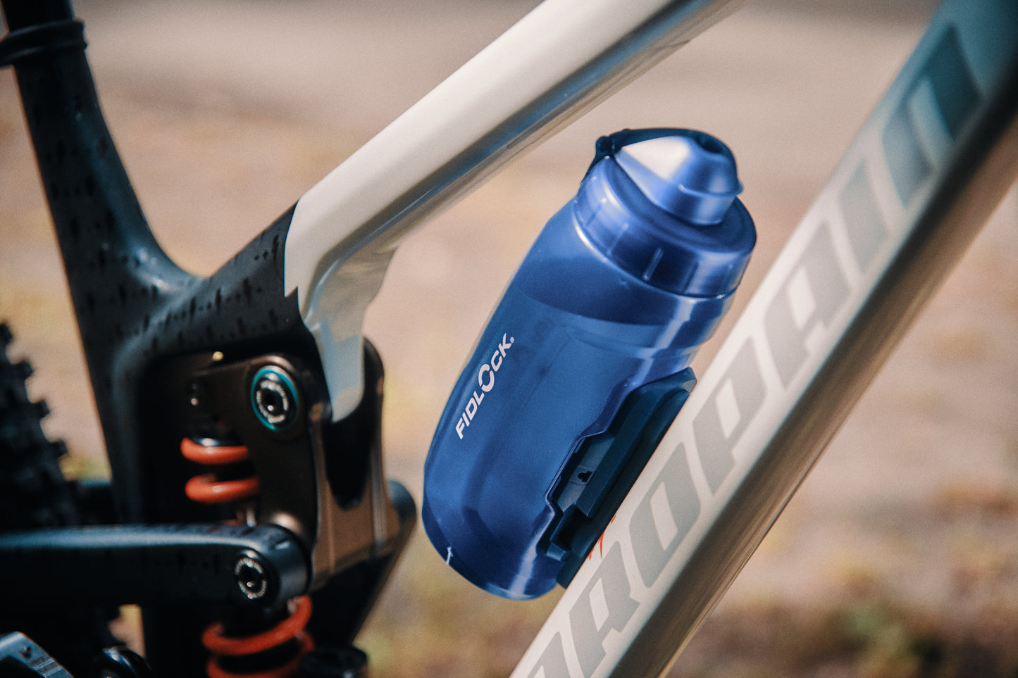 Fidlock bouteille 590ml de rechange (sans support de vélo) - transparent-noir