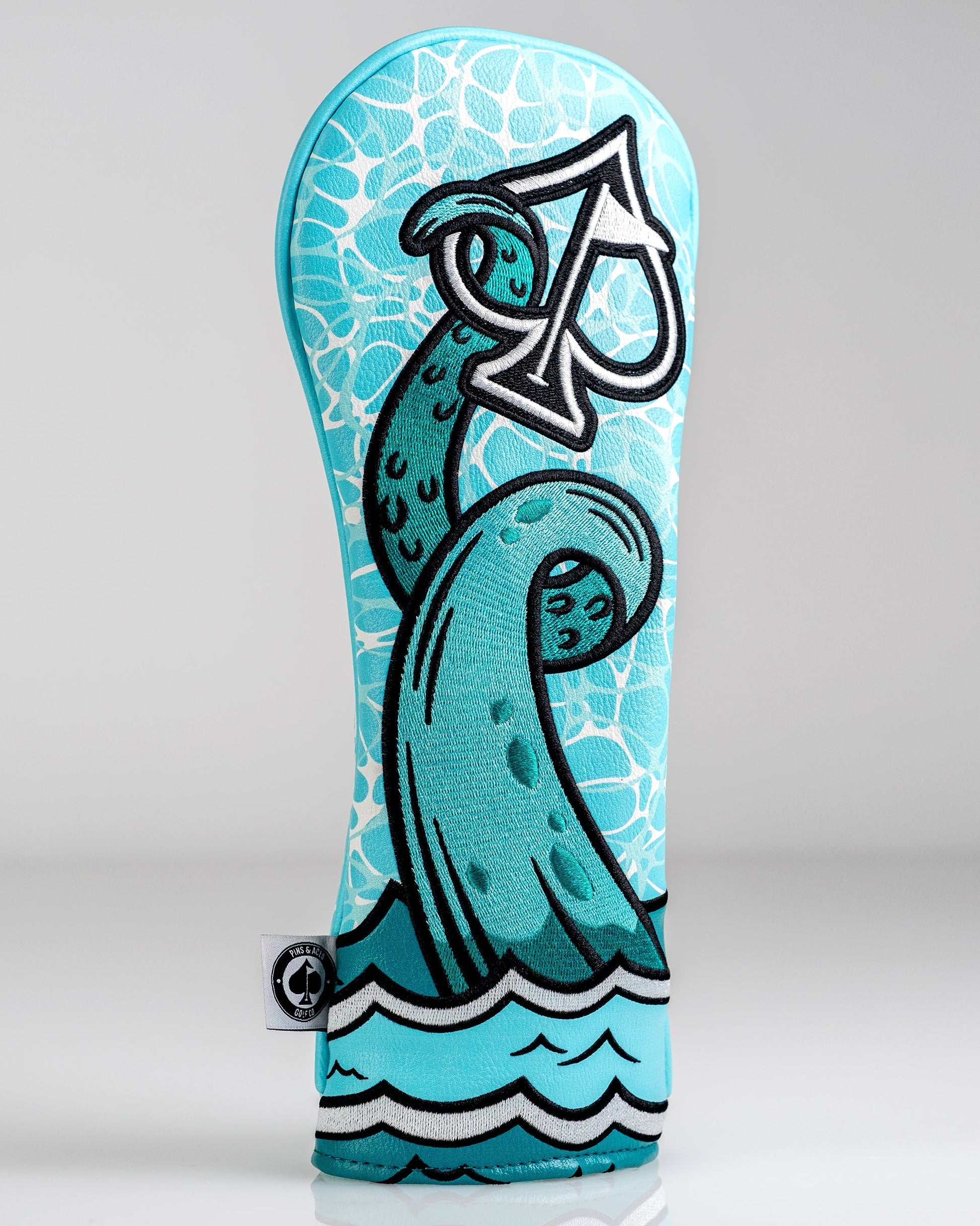 Kraken Fairway Cover featuring a detailed Kraken design, suitable for driver and hybrid clubs.