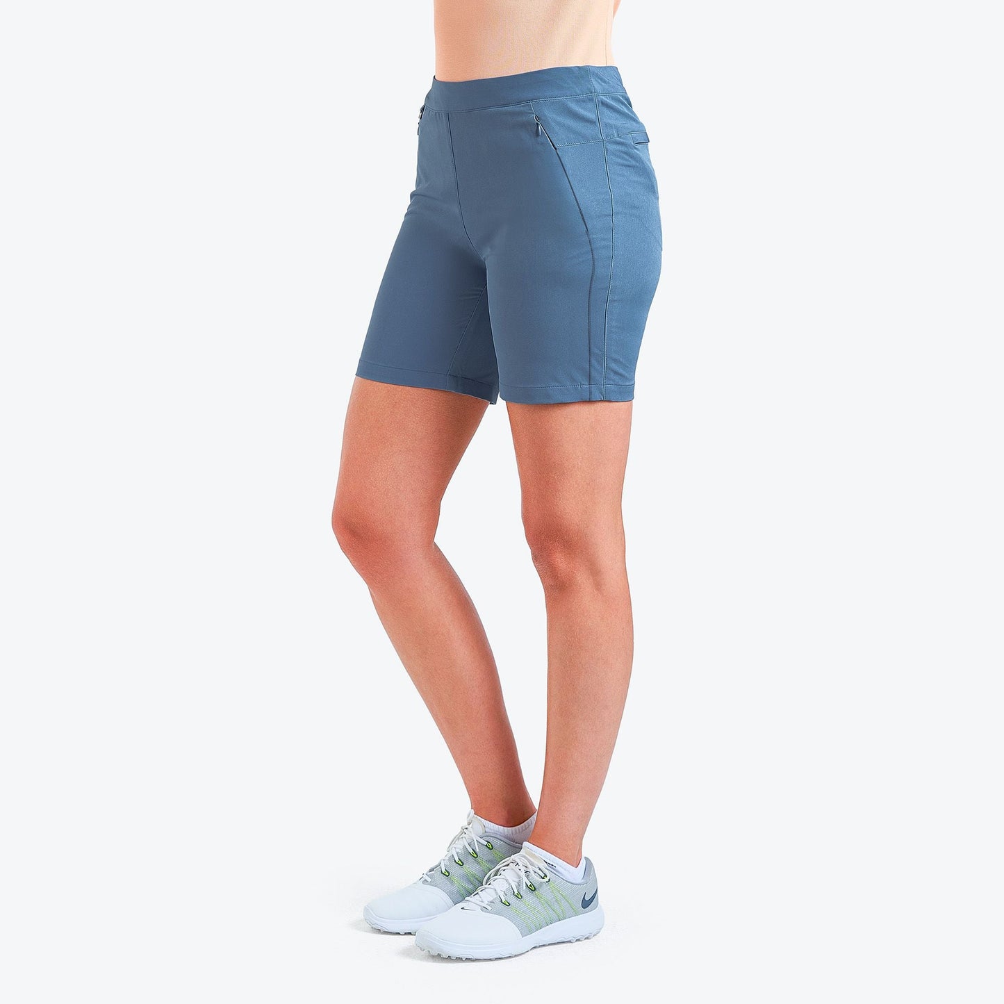 SHORT NAEVA