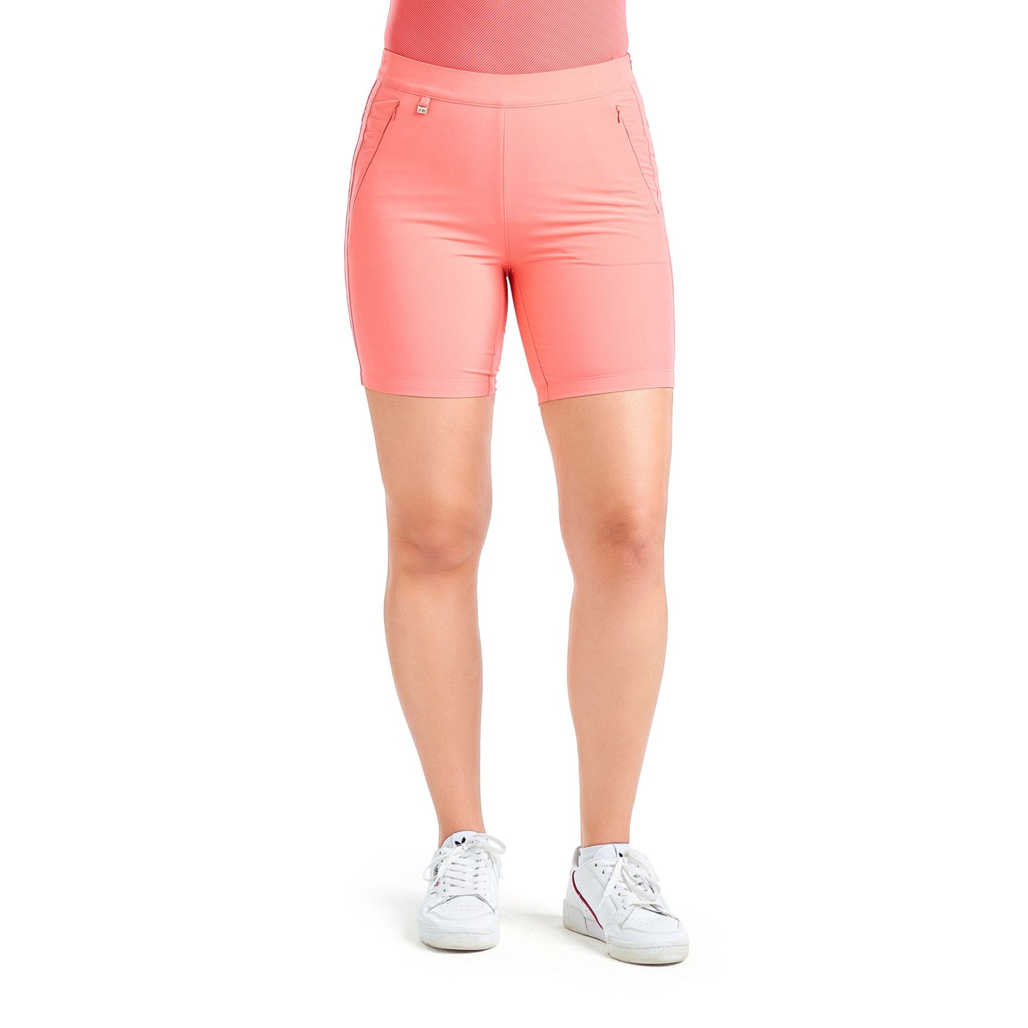 SHORT NAEVA