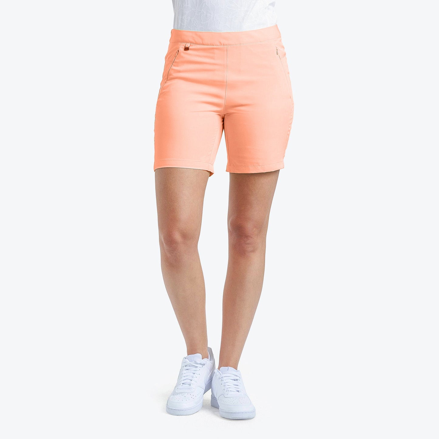 SHORT NAEVA