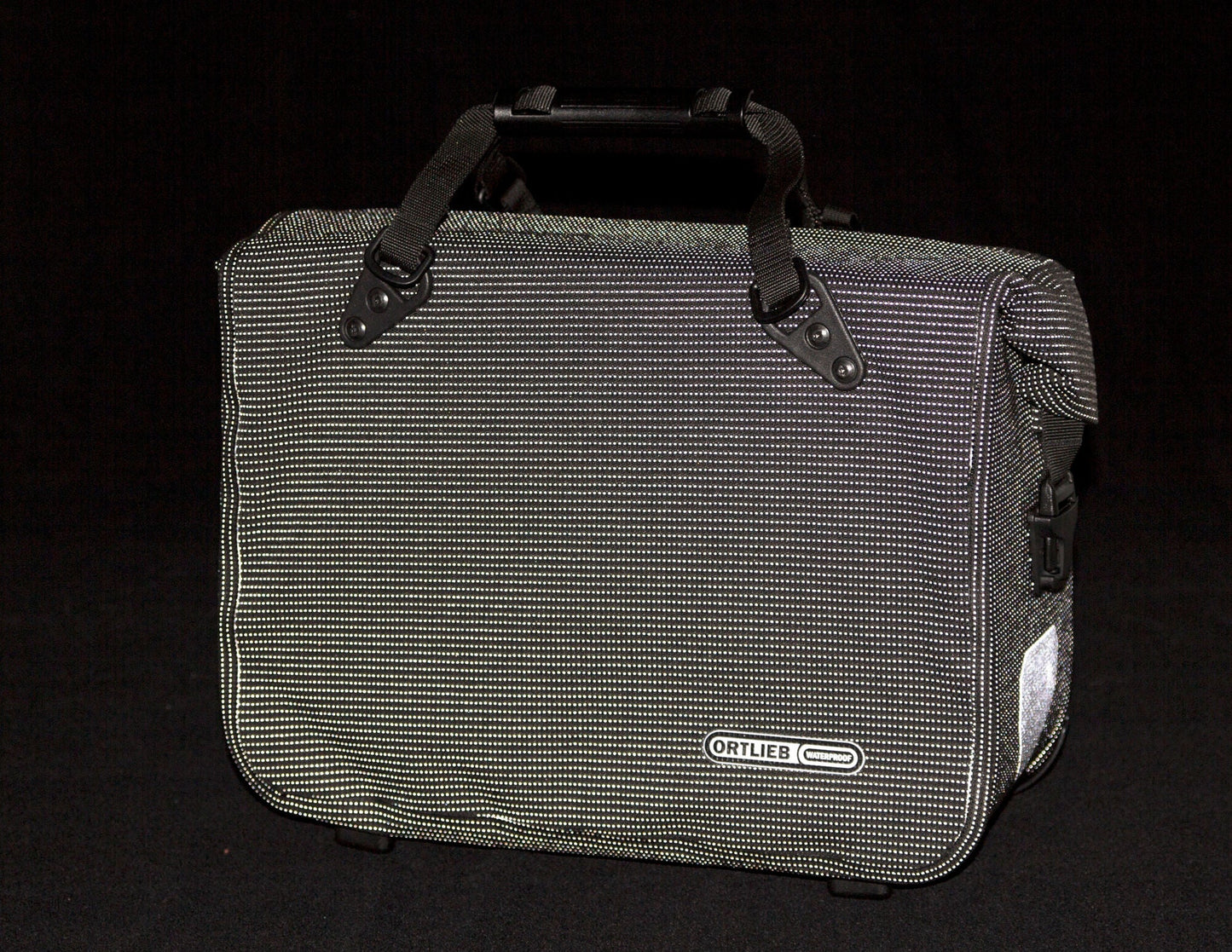 ORTLIEB PANNIER HIGH VISIBILITY OFFICE BAG PVC FREE QL2.1 BLACK 21L