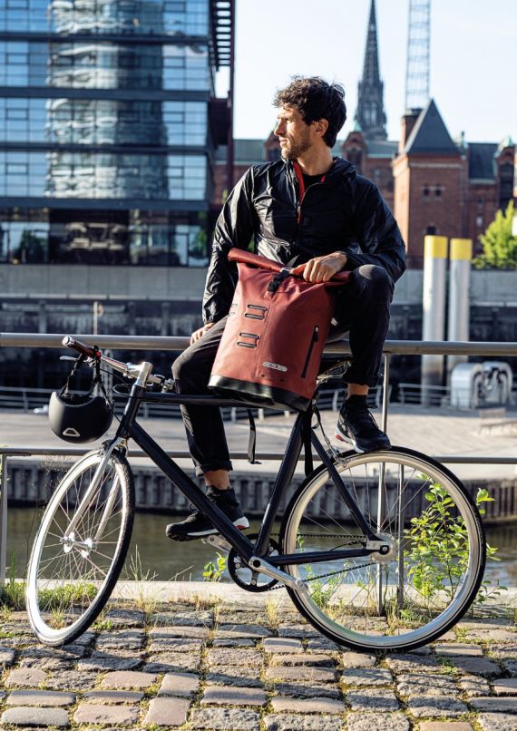 Ortlieb Backpack Commuter-Daypack- Cyber Blue/Cyber Pink 21L