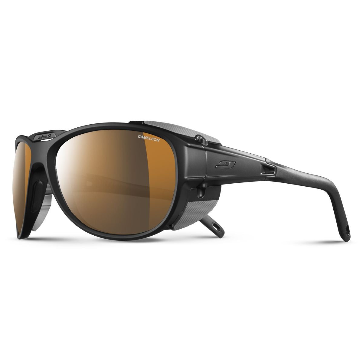 EXPLORER 2.0 with a REACTIV 2-4 POLARIZED lens