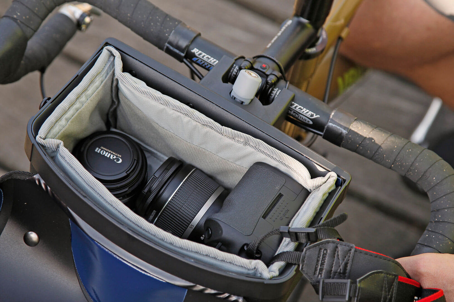 ORTLIEB ACCESSORY HANDLEBAR BAG ULTIMATE CAMERA INSERT GREY/BLACK