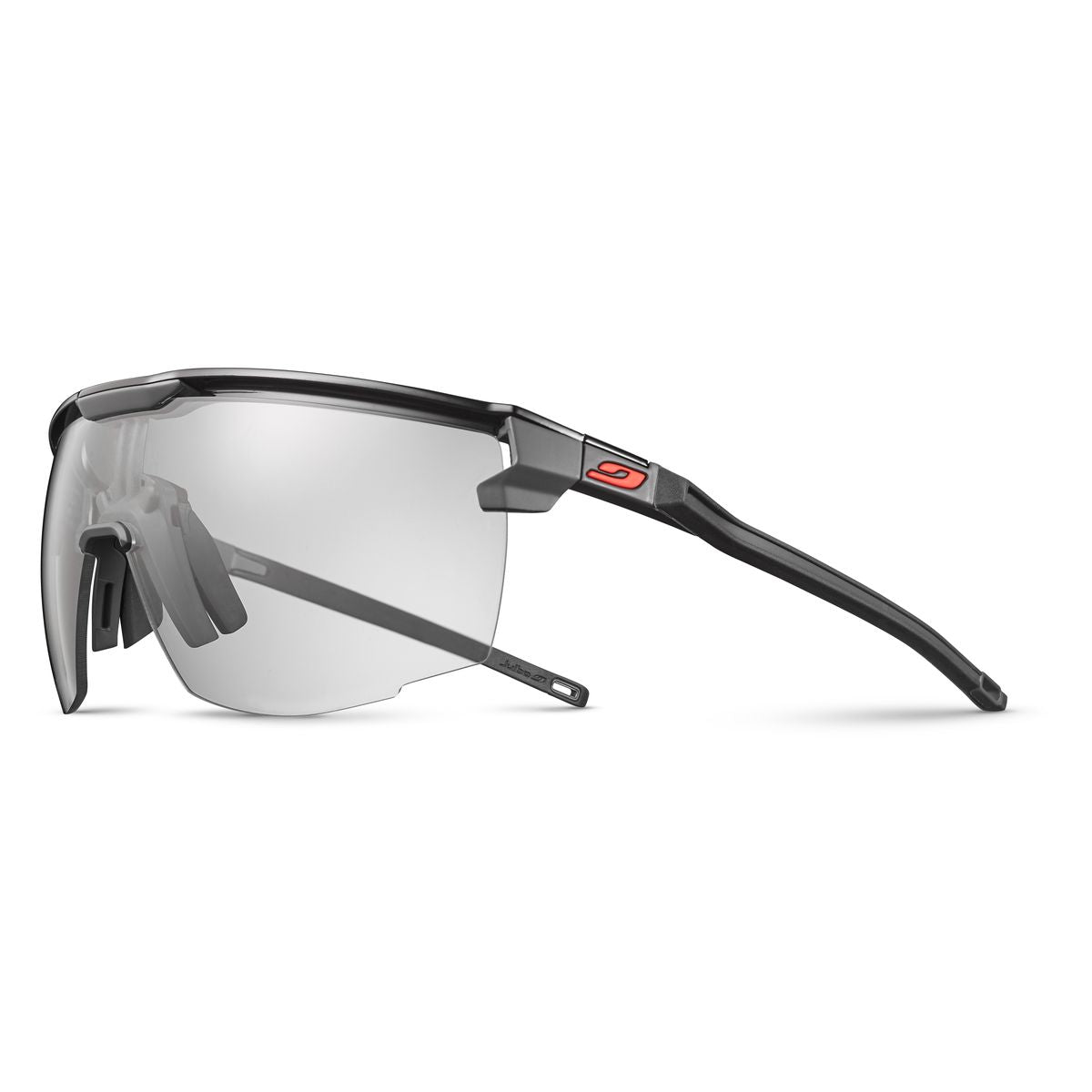 ULTIMATE with a REACTIV 0-3 lens